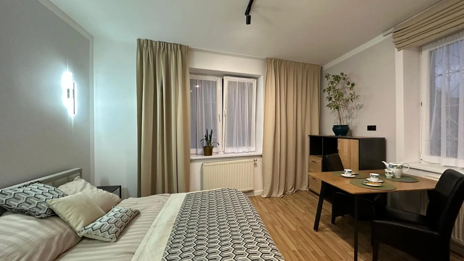 Mmrent Grey Room Gdansk Poland